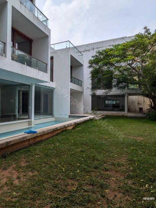 Exterior - House for rent in Colombo 3