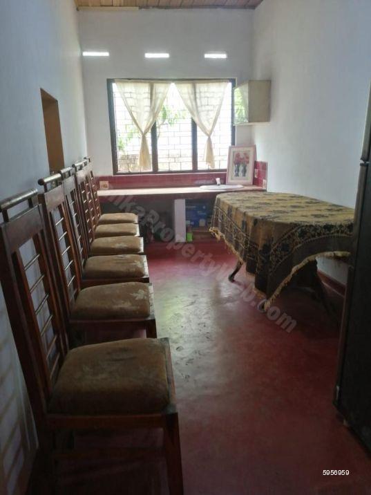 House for sale in Athurugiriya