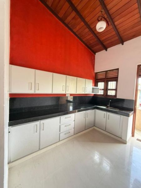 Kitchen - (RH397) 5BR Elegant House for Sale in Ratmalana