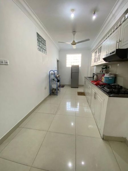 Kitchen - Long-Term Rental: Fully Furnished 3BHK Apartment in Colombo 05 | CSMP601