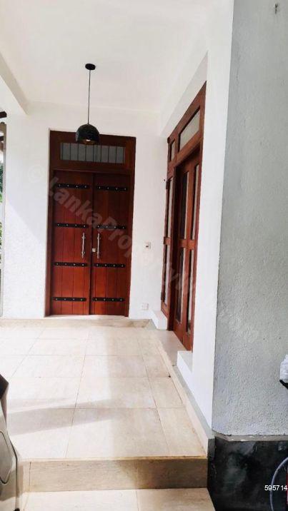 House for sale in Battaramulla