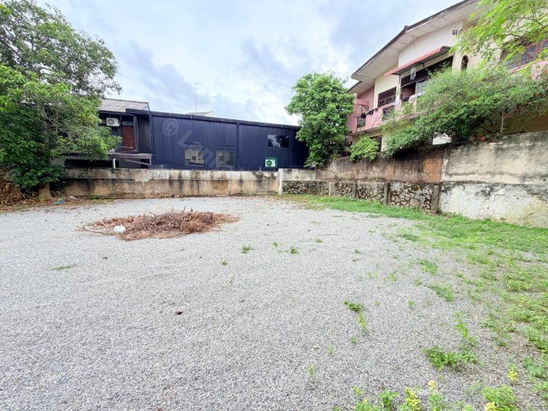 Bare Land for sale in Kohuwala