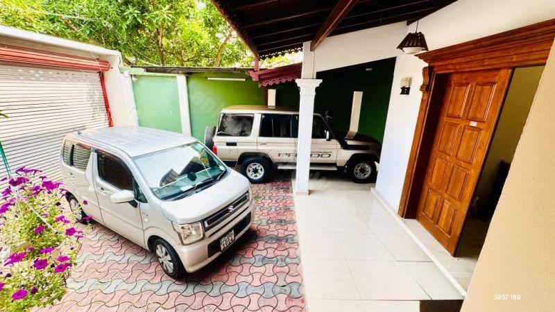 House for sale in Rajagiriya