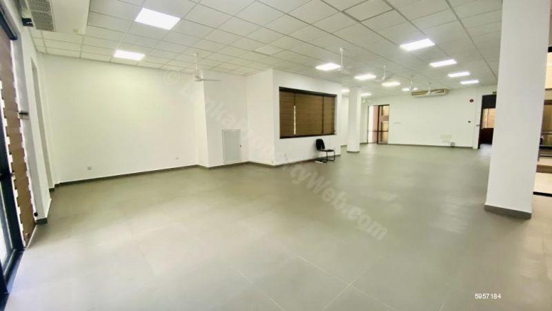 Commercial for rent in Colombo 5