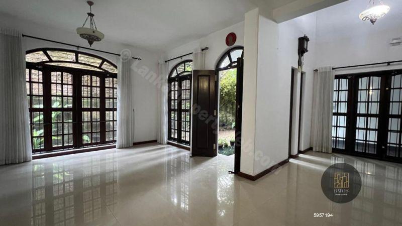 House for sale in Nawala