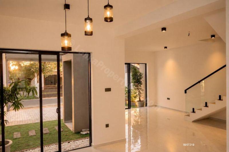 House for sale in Wattala