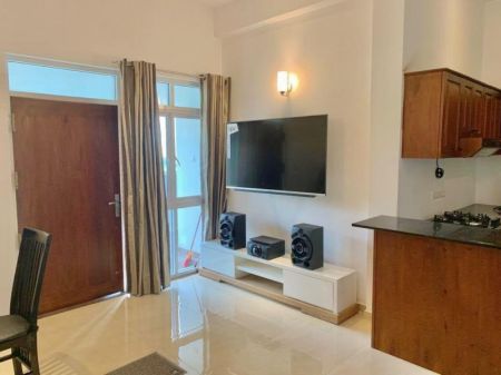 Kitchen - Modern 2-Bedroom Apartment | Kirulapona, Colombo 05