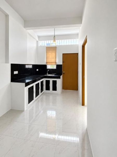 Kitchen - Spacious 2 Bedroom Apartment for Rent at Fife Road, Colombo 05 / LKR 200,000 (EM028SH)