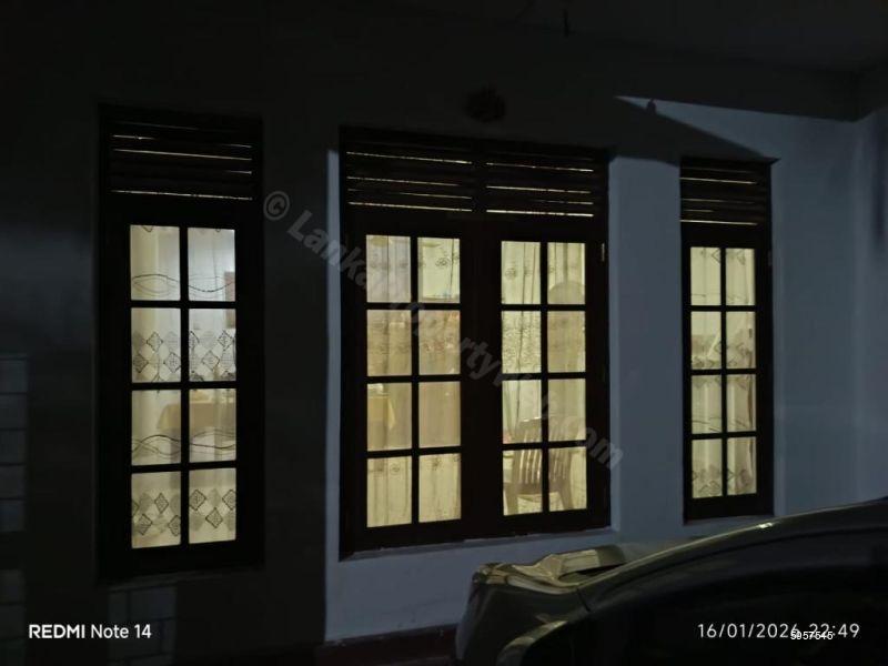 Exterior - House for sale in Gampaha