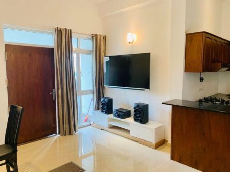 Kitchen - Spacious 2 BR Apartment for rent in Colombo 5 