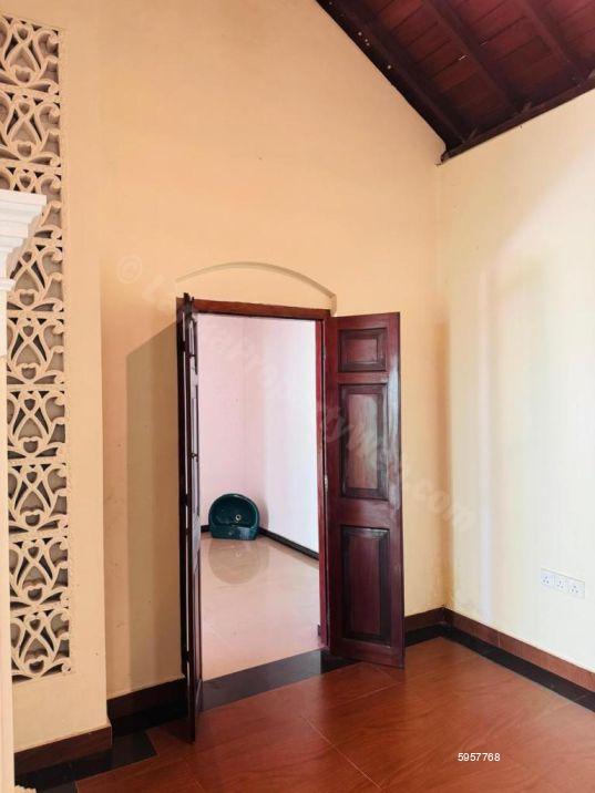 House for sale in Piliyandala