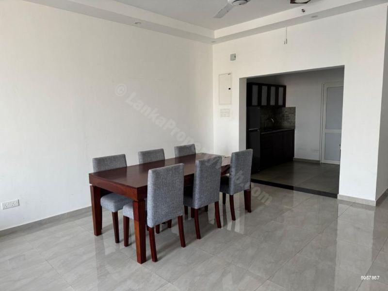 Dining room - Apartment for rent in Colombo 6