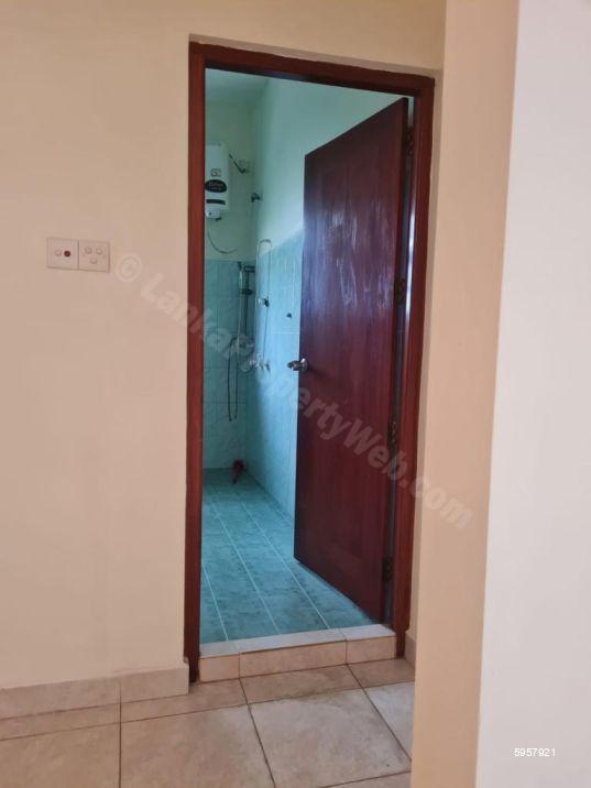 Bathroom - House for sale in Mount Lavinia