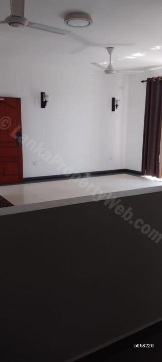 Apartment for sale in Dehiwala