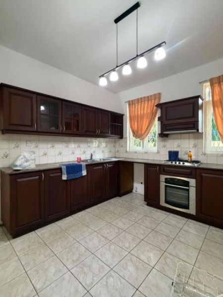 Kitchen - Spacious 04-bedroom House For Rent – Nawala