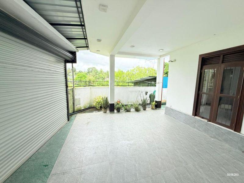 House for sale in Pannipitiya