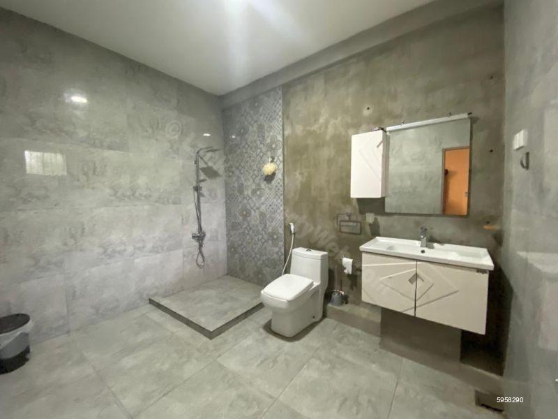 Bathroom - House for sale in Kelaniya