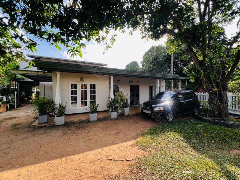 Exterior - House for sale in Kelaniya