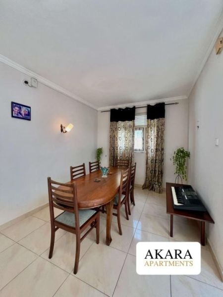 Dining room - 4,000 Sq.ft Furnished House for Rent - HL55168