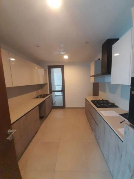 Kitchen - Luna Tower Unfurnished Apartment for Sale - A18488