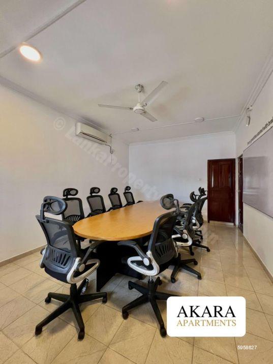 Commercial for rent in Colombo 7