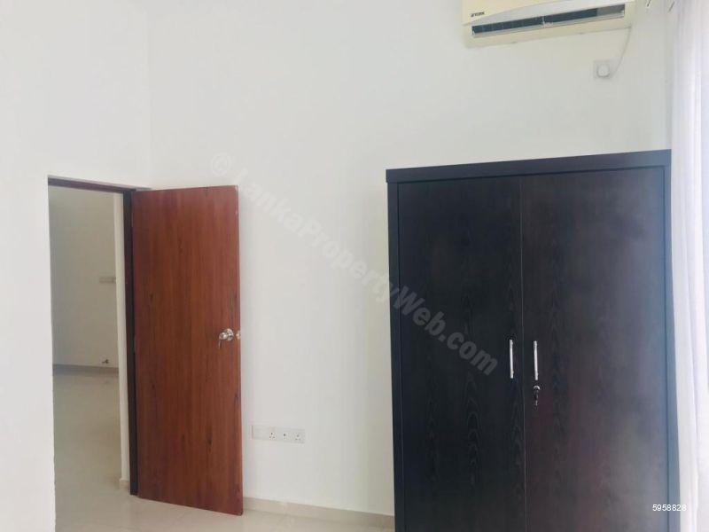 Apartment for rent in Colombo 7