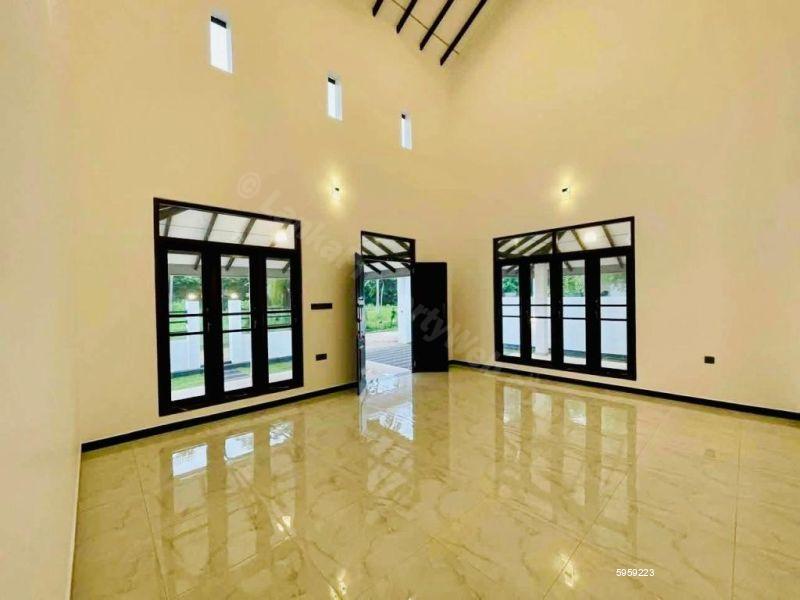 House for sale in Negombo