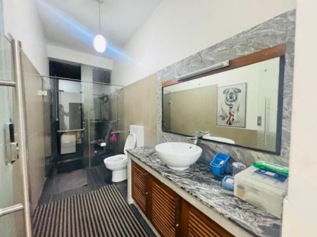 Kitchen -  (SE1726)🏡✨ Luxury Spacious House for Sale in Thalawathugoda 🌿
