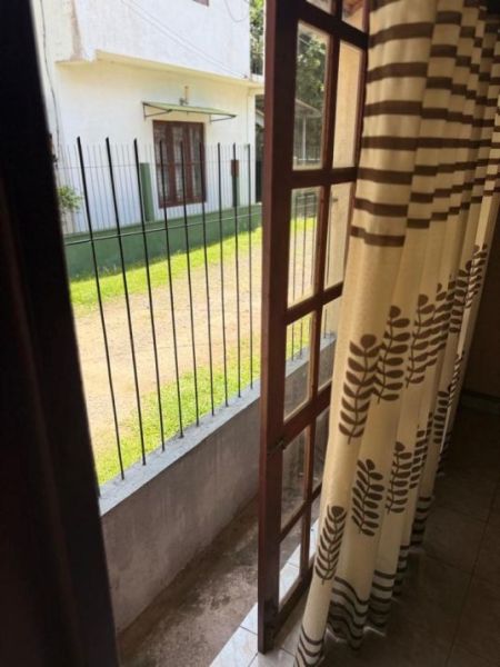 Exterior - Spacious 4 Bedroom house for rent in Thalawathugoda