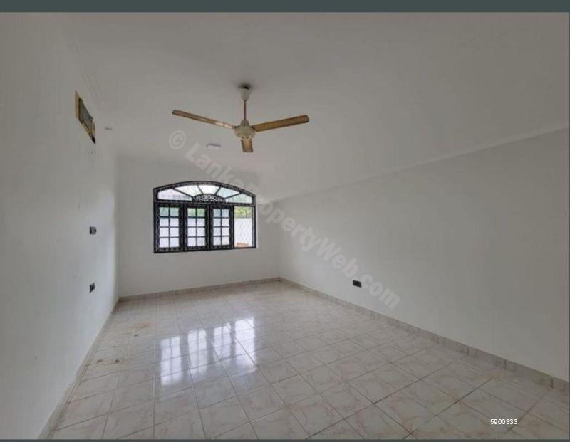 House for sale in Mount Lavinia