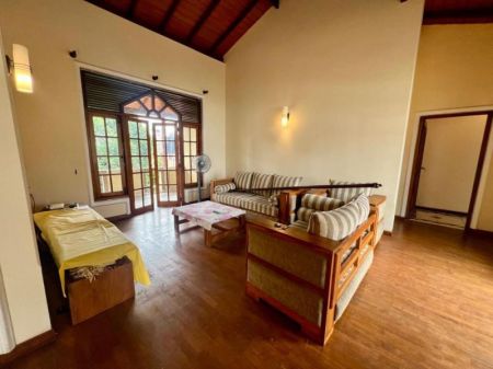 Living Room - Furnished 4 Bedroom House for Rent – Pita Kotte | LKR 400,000/Month (EM172JS)