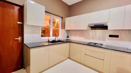 Kitchen - Beauty Latest Box Modern Luxury 4 BR Upstairs House For Sale In Negombo (Akkarapanaha)