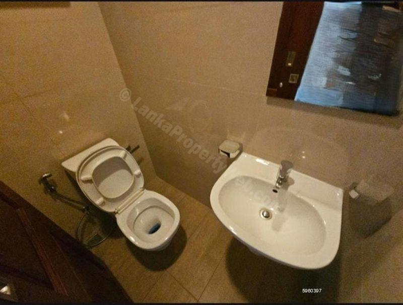 Apartment for rent in Colombo 5