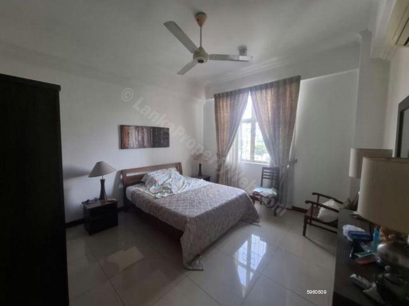 Bedroom - Apartment for rent in Colombo 8