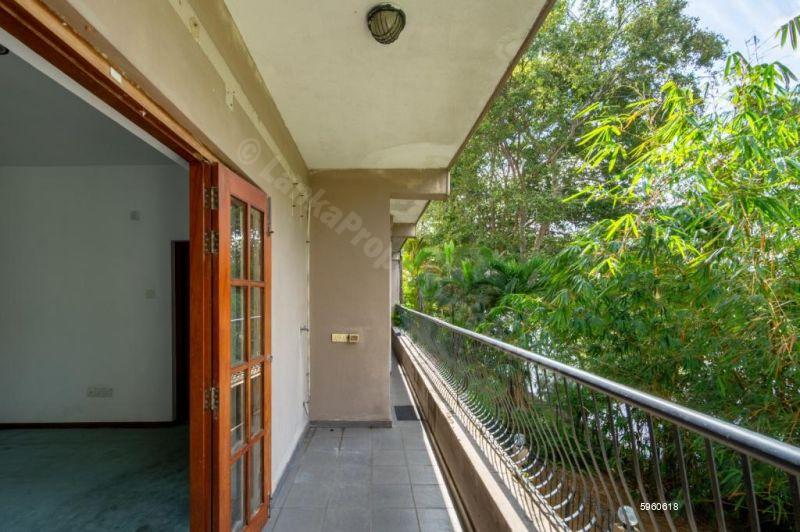 House for sale in Nawala