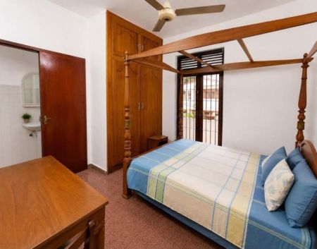 Bedroom - Furnished House/04beds/for rent in Colombo 04