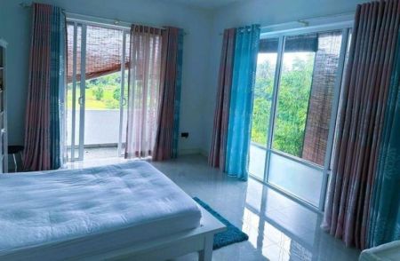 Bedroom - 11,400 sq.ft Furnished House for Rent - HL55956