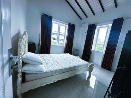 Bedroom - 11,400 sq.ft Furnished House for Rent - HL55956