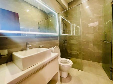 Bathroom - Apartment for sale in Colombo 4 for Rs. 69 million
