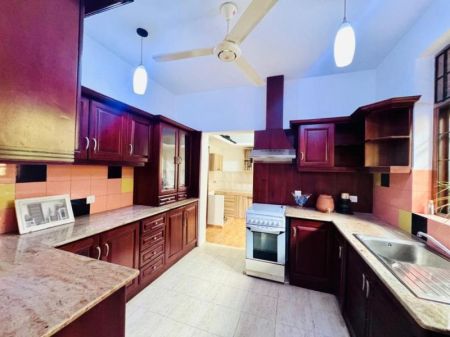 Kitchen - (SE1636)🏡✨ Newly Renovated Modern 3-Storey House for Sale – Papiliyana ✨🏡