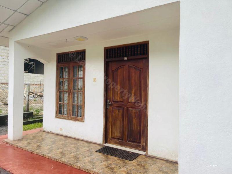 Exterior - House for sale in Malabe