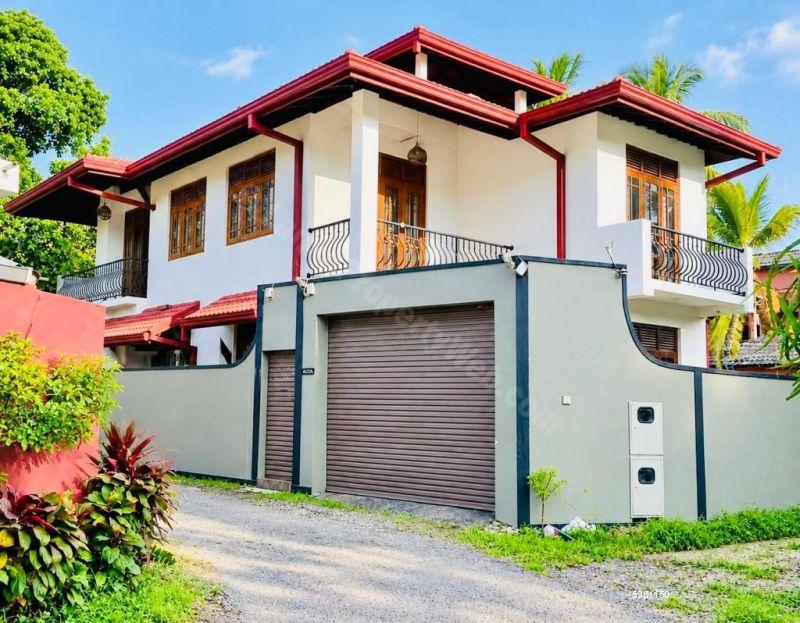 Exterior - House for rent in Thalawathugoda