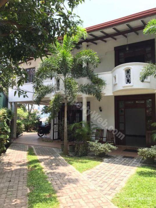 House for sale in Boralesgamuwa
