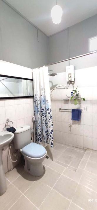 Bathroom - House for sale in Piliyandala