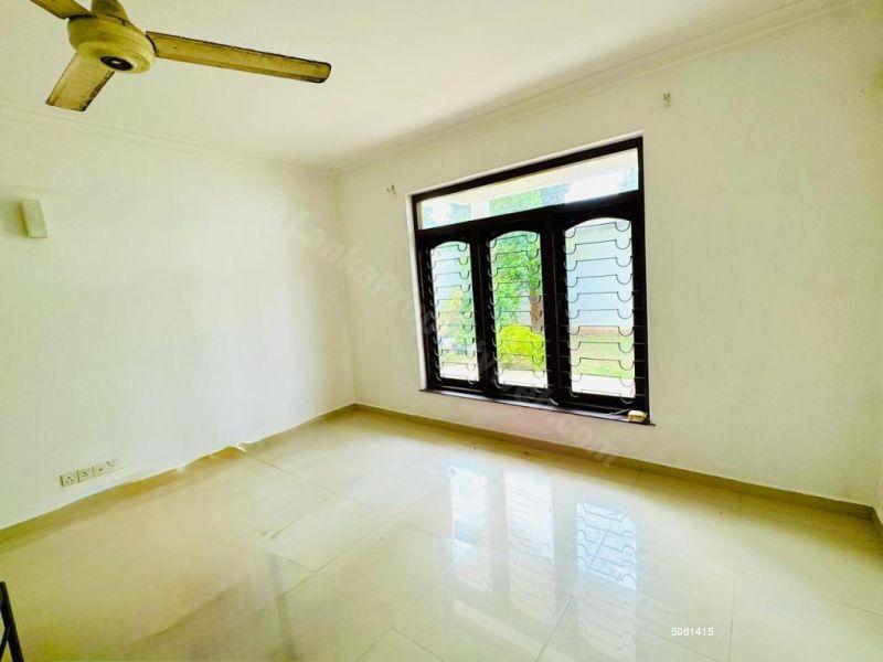 House for sale in Boralesgamuwa