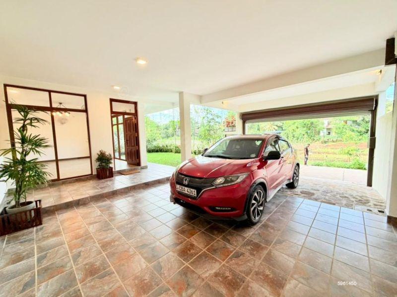 House for sale in Thalawathugoda
