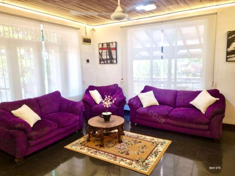 Living Room - House for rent in Nugegoda