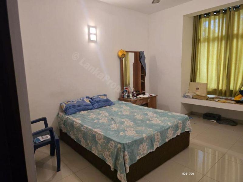 Apartment for sale in Thalawathugoda