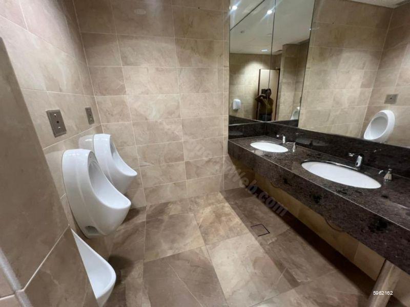 Commercial for rent in Colombo 1