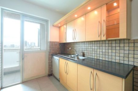 Kitchen - Iceland Residencies 04 Bedroom Fully Furnished Higher Floor Apartment For Sale in Colombo 03